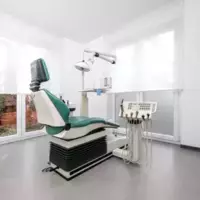 Dental21 Stuttgart Kaltental Behandlungszimmer