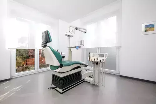 Dental21 Stuttgart Kaltental Behandlungszimmer