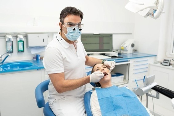 Zahnarzt Stachus München Innenstadt - Munich Dental Works - Behandlung